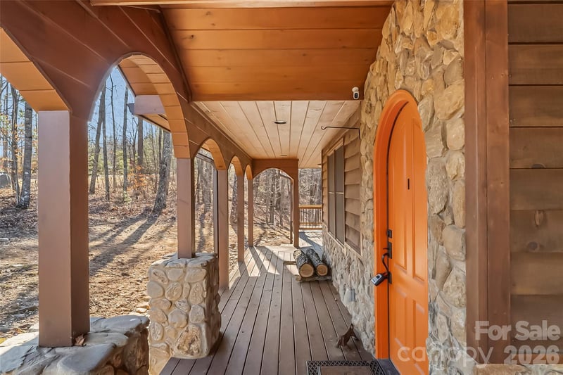 525 Mossy Oak Trl, Nebo, NC 28761