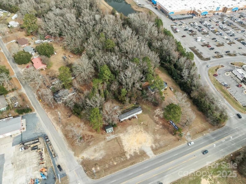 1048 Chesterfield Hw, Cheraw, SC 29520