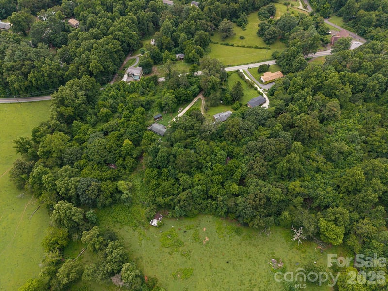 562 Concord Rd, Fletcher, NC 28732