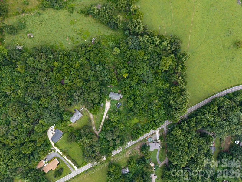 562 Concord Rd, Fletcher, NC 28732