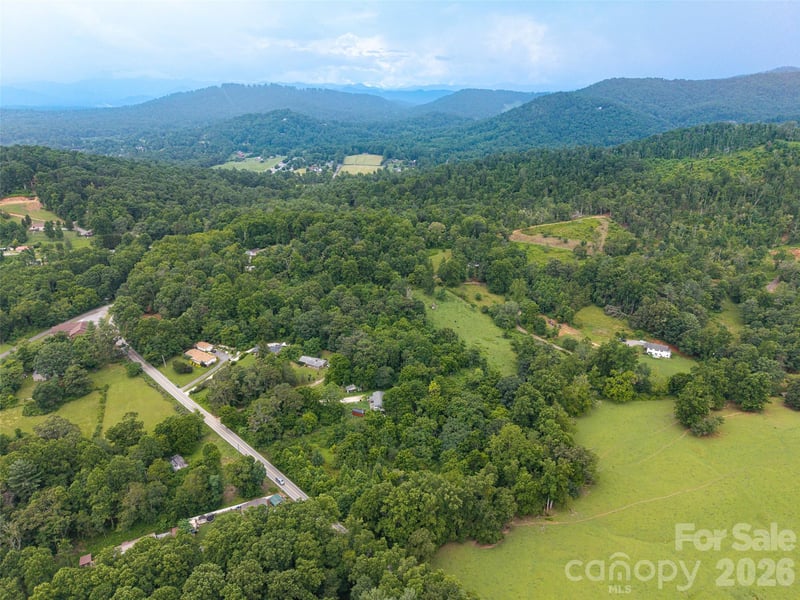 99999 Concord Rd, Fletcher, NC 28732