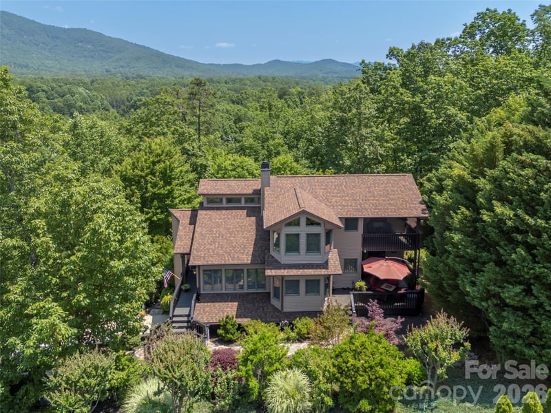 117 Eagles Crest Way, Lake Lure, NC 28746
