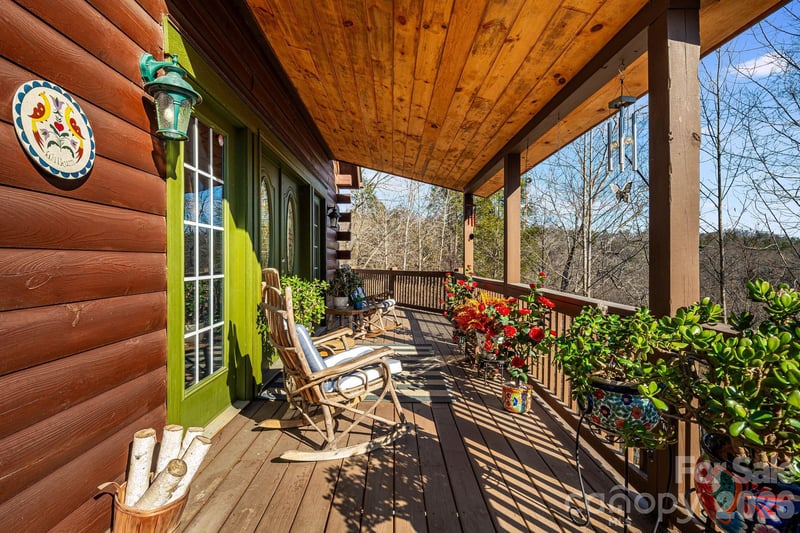 158 Raven Blvd, Lake Lure, NC 28746