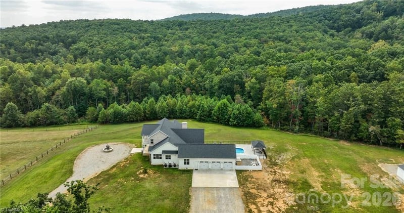 204 Violet Rg, Lowgap, NC 27024