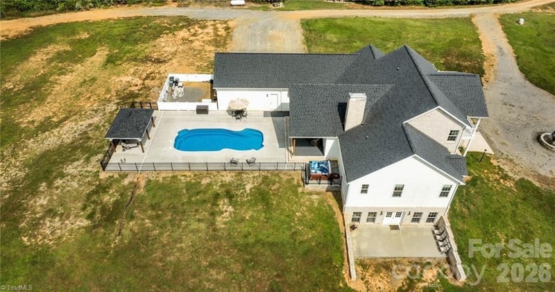 204 Violet Rg, Lowgap, NC 27024