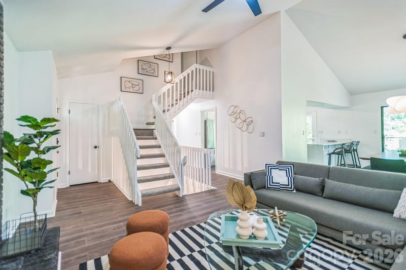 52 Reynolda Dr, Asheville, NC 28803