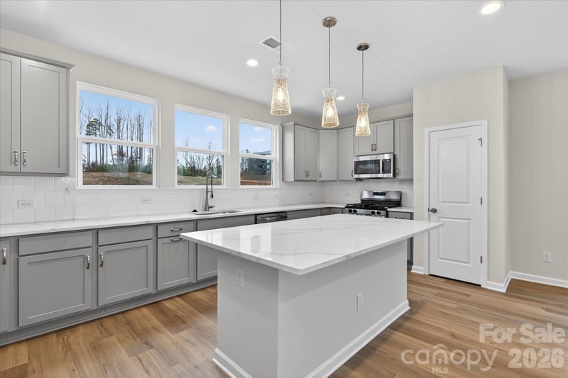 228 Ferebee Pl #BRX0081, Charlotte, NC 28213