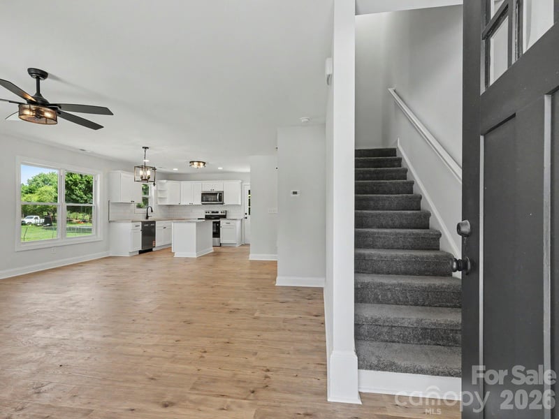 139 Donna Ln, Statesville, NC 28625