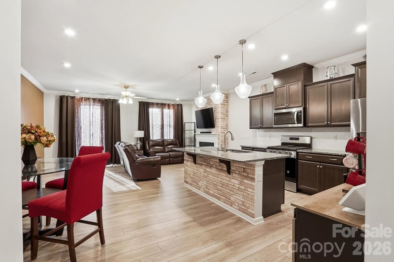 16038 Red Buckeye Ln, Huntersville, NC 28078