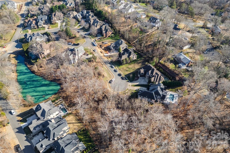 1024 Dacavin Dr, Charlotte, NC 28226