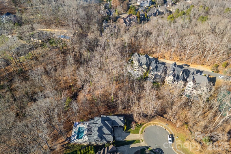 1024 Dacavin Dr, Charlotte, NC 28226