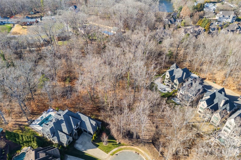 1024 Dacavin Dr, Charlotte, NC 28226