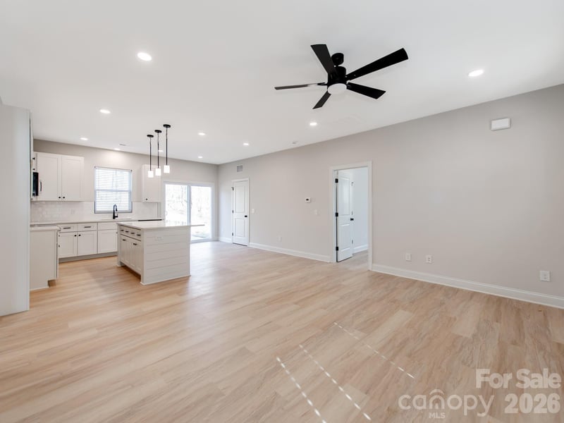 176 Whitetail Rd, Statesville, NC 28625