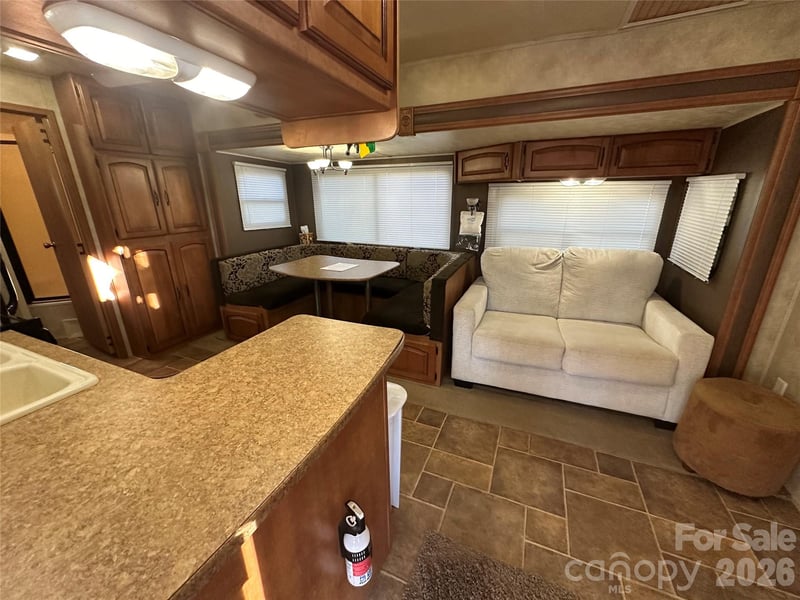 121 Sparrow Ln, New London, NC 28127