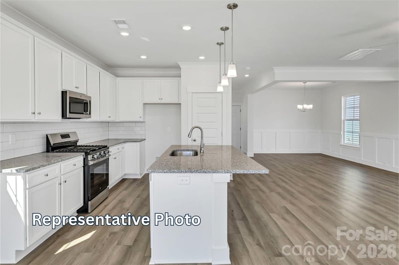 13115 Foxberry Rd, Charlotte, NC 28213