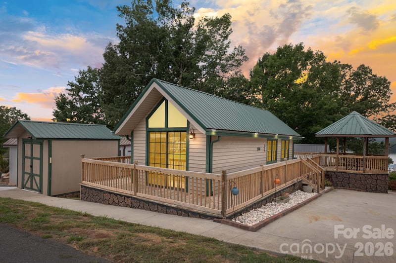 123 Grand View Dr #B180/181, New London, NC 28127