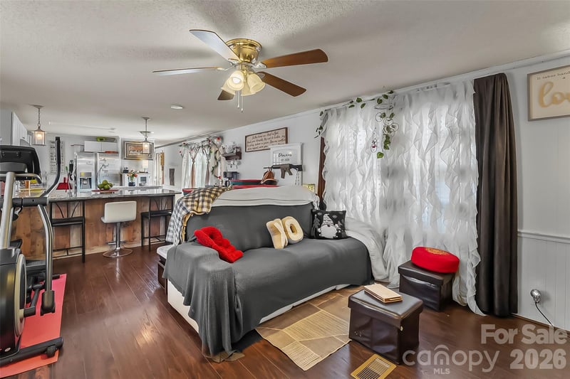 1446 Bridlewood Ln, Morganton, NC 28655