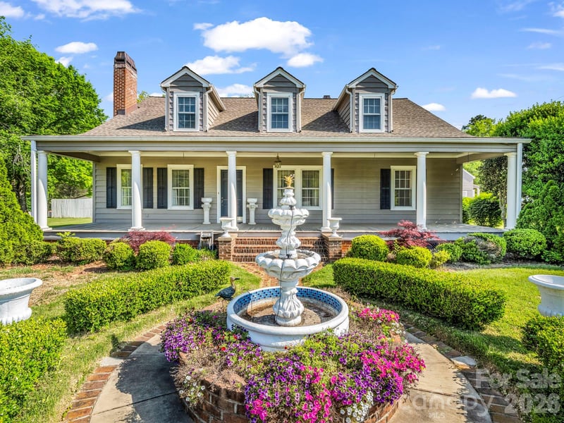 238 Mountain St, Rutherfordton, NC 28139