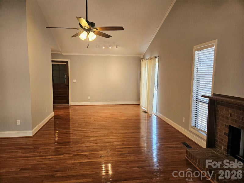 506 Settlement Dr, Midland, NC 28107