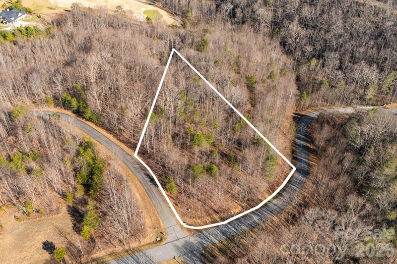 2049 Deep Gap Farm Rd, Mill Spring, NC 28756