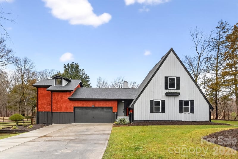 10054 Four Mile Creek Rd, Charlotte, NC 28277