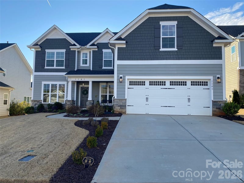 1141 Overlake Dr, Belmont, NC 28012