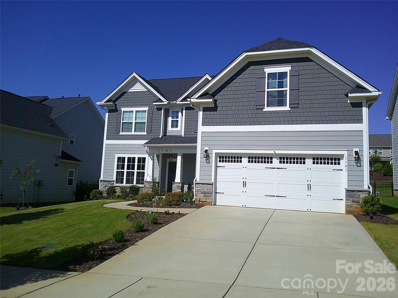 1141 Overlake Dr, Belmont, NC 28012