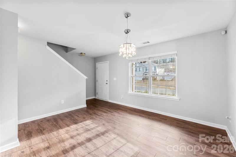 5305 Park Brook Dr, Charlotte, NC 28269