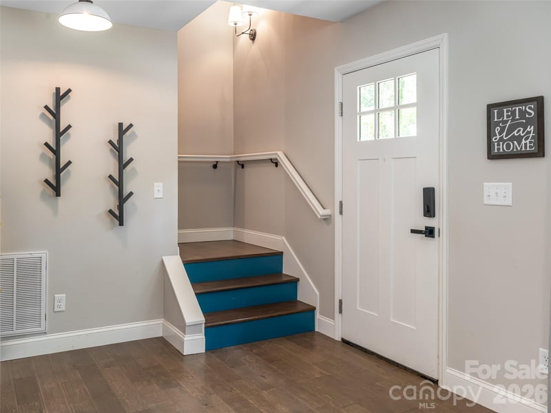 239 Bonnies Meadow Pl, Asheville, NC 28806