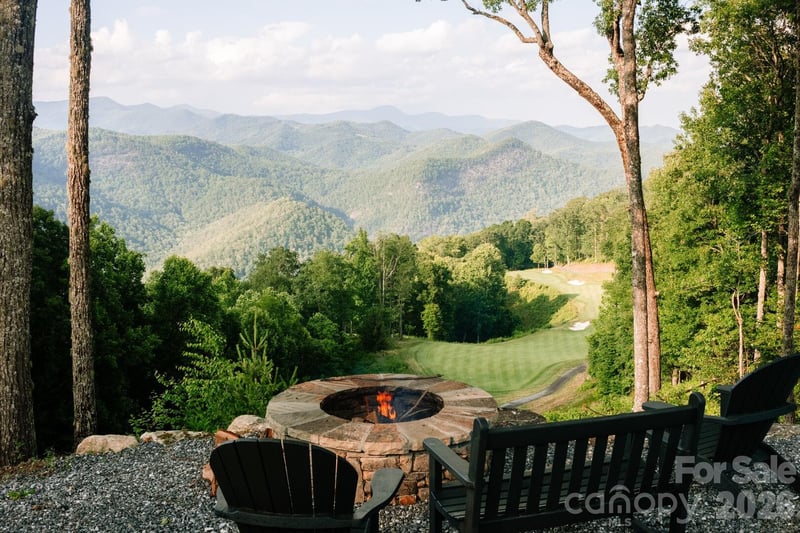 1211 Lake Forest Dr #48, Tuckasegee, NC 28783