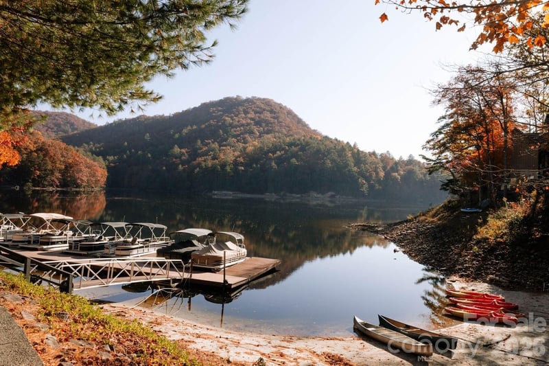 1211 Lake Forest Dr #48, Tuckasegee, NC 28783