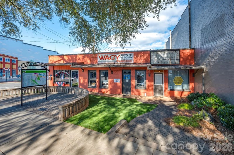 155157 Main St, Forest City, NC 28043