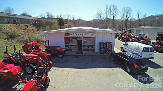 478 Asheville Rd, Sylva, NC 28779