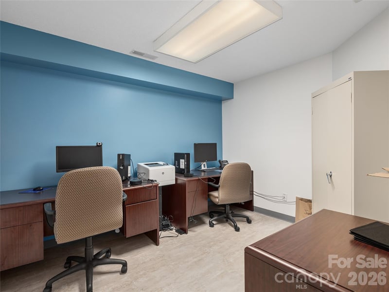 7 Mcdowell St #100/300, Asheville, NC 28801