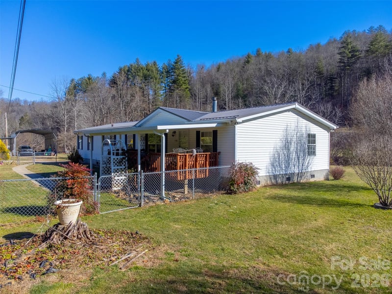 7581 Hwy 441 Hw, Sylva, NC 28779