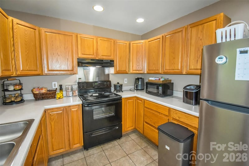 110 West Ln, Brevard, NC 28712