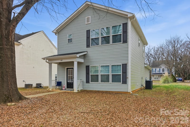 609 Mulberry St, Statesville, NC 28677