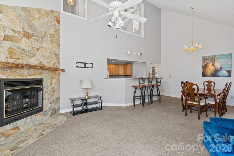 299 Blue Ridge Dr #3, Marion, NC 28752