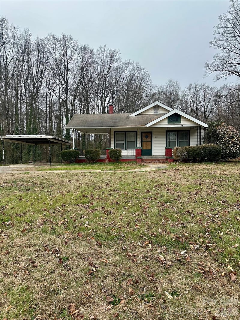 1021 14th St, Bessemer City, NC 28016