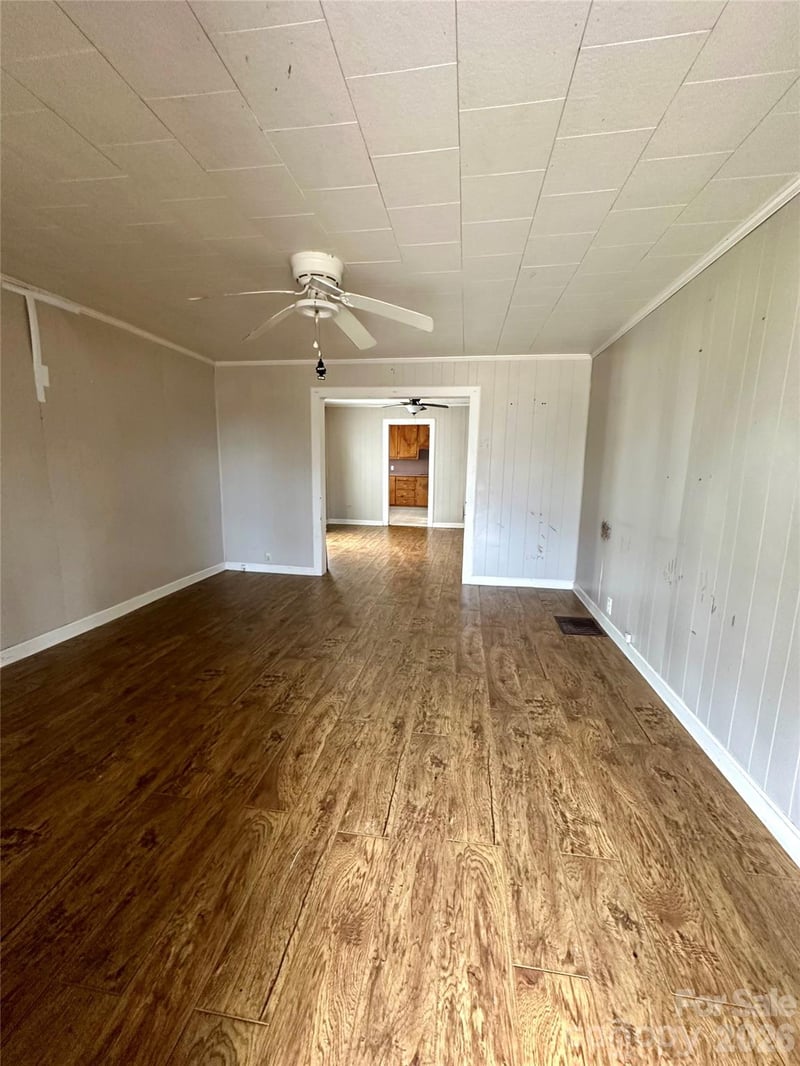 1021 14th St, Bessemer City, NC 28016