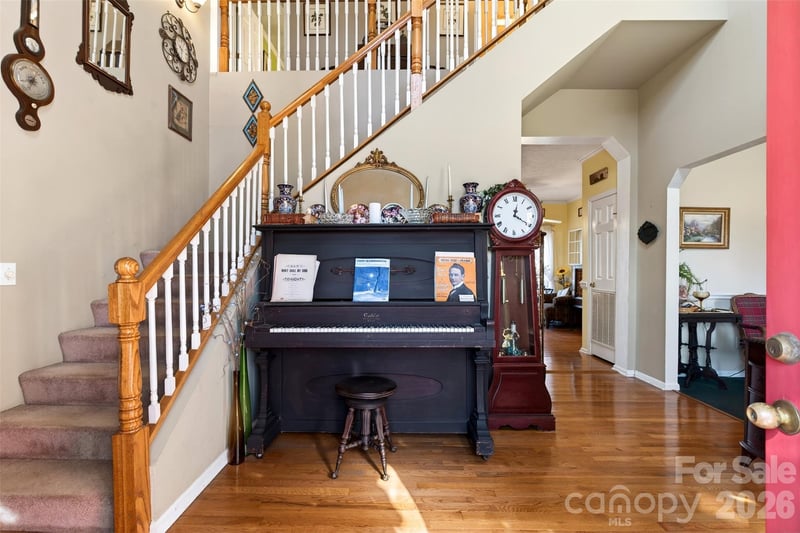 1146 Landrum Rd, Columbus, NC 28722