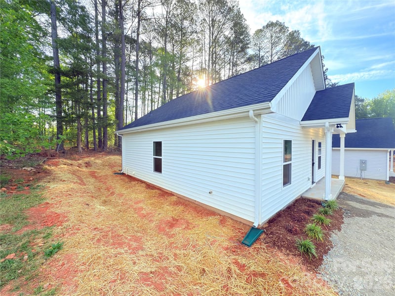 217 Carlie St, Norwood, NC 28128
