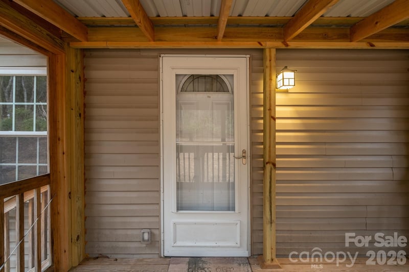 310 Sassafras Gap Ln, Brevard, NC 28712