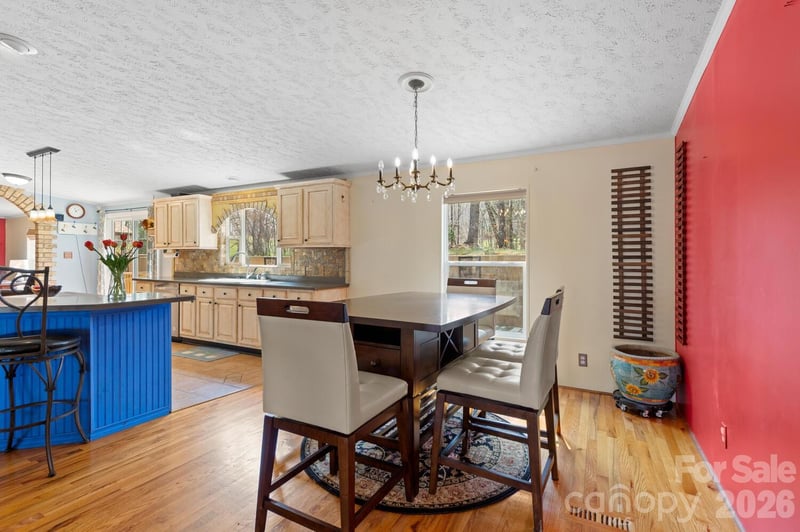 18 Henry White Ln #5, Leicester, NC 28748