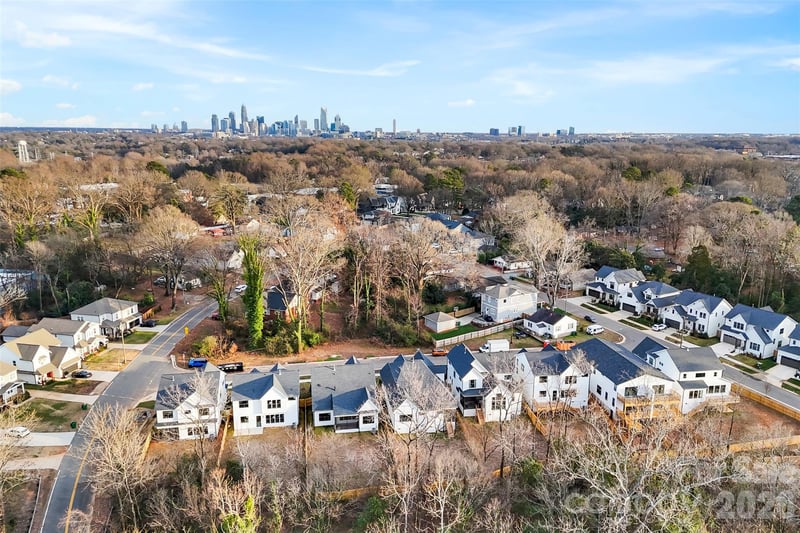 2021 South St, Charlotte, NC 28208