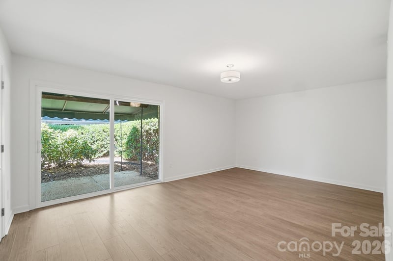 7027 Quail Hill Rd, Charlotte, NC 28210