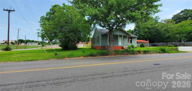 309 Monroe St, Statesville, NC 28677