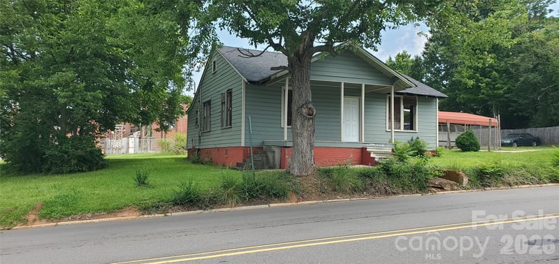 309 Monroe St, Statesville, NC 28677