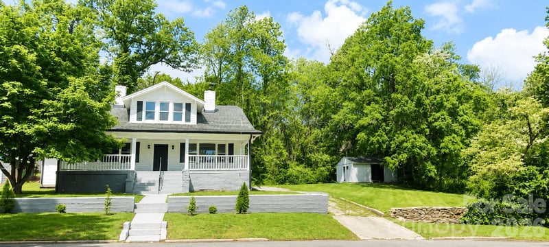 105 Inman Ave, Bessemer City, NC 28016