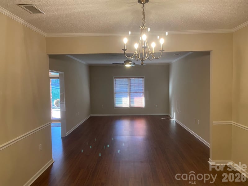 499 26th Ave, Hickory, NC 28601